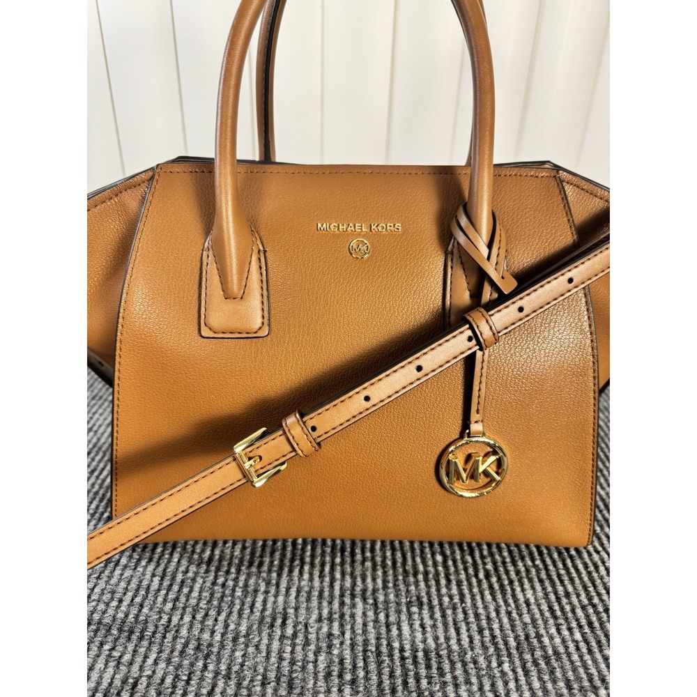 Michael Kors Large Avril Pebbled Brown Leather Satchel Crossbody Luggage NWOT - Picture 8 of 16